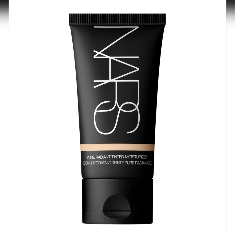 NARS Pure Radiant Tinted Moisturizer - Norwich Light 1.5